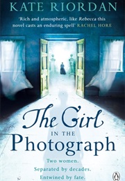 The Girl in the Photograph (Kate Riordan)