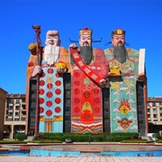 Three Kings Apartment Complex