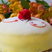 Marsipantårta (Marzipan Cake)