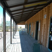 Walkabout Creek Hotel