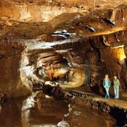 Dan-Yr-Ogof Caves