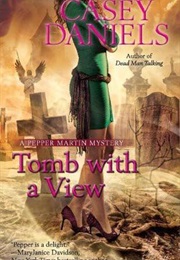 Tomb With a View (Casey Daniels)