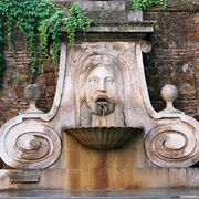 Fontana Del Mascherone