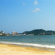 Sanya Bay