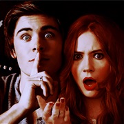 Zac Efron and Karen Gillan (29)