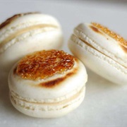 Creme Brulee Macaron