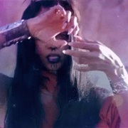 Rihanna -Sledgehammer