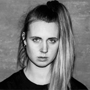 MØ
