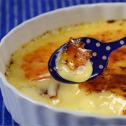 Cracking the Top of Creme Brulee With a Spoon