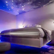 One by the Five, Paris