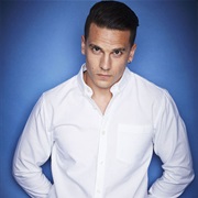 Aaron Sidwell