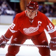 Steve Yzerman