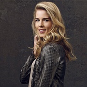 Emily Bett Rickards
