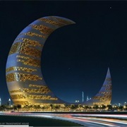 Crescent Moon Tower, Dubai