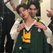 Shinhong [ PENTAGON ]