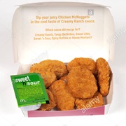 McNuggets W/ Sweet N Sour Sauce