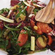 Salade Van Kikkererwten, Aardappelen En Ansjovis