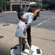 Soldier Kissing Nurse Statue