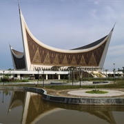 Grand Mosque of West Sumatra, Padang