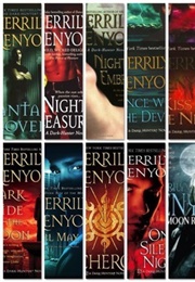 Dark Hunter's Series (Sherrilyn Kenyon)
