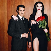 Throw a Love Party Where People Dress as Famous Couples