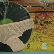 Alice Cooper- School's Out