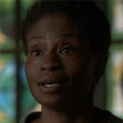 Adina Porter - Sally Freeman
