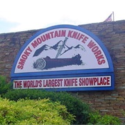 Smoky Mountain Knife Works - TN