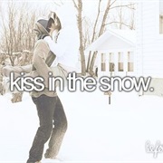 Kiss in the Snow