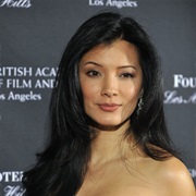 Kelly Hu