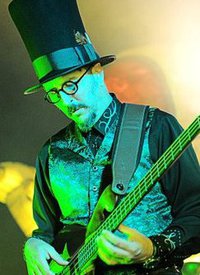 Colonel Les Claypool's Fearless Flying Frog Brigade