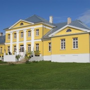 Bruknas Muiža (Manor)