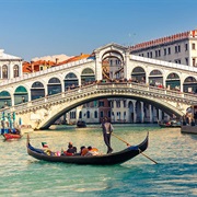 Do a Gondola Tour in Venice