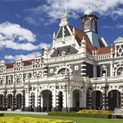 Duniden Railway Station