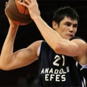 Ersan Ilyasova
