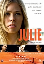 Julie (2011)