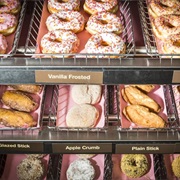 Get Donuts From Dunkin' Donuts