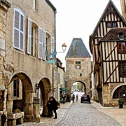Noyers-Sur-Serein, France