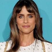 Amanda Peet