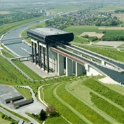 Strépy-Thieu Boat Lift, Mons