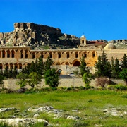Mor Hananyo Monastery