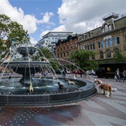 Berczy Park Dog Fountain, Toronto, Ontario