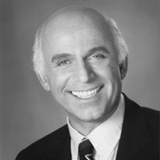 Gavin MacLeod