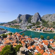 Omis