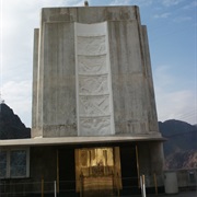 Take Hoover Dam Elevator Down