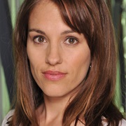 Amy Jo Johnson