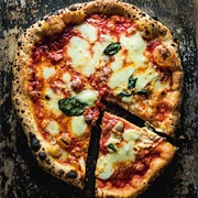 Mozzarella Pizza