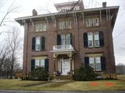 Glimpse 19th-Century Elegance at Henderson Hall Plantation Near Parker