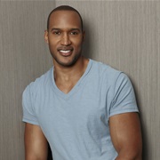 Henry Simmons