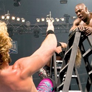 Money in the Bank Ladder Match: Wrestlemania 21
